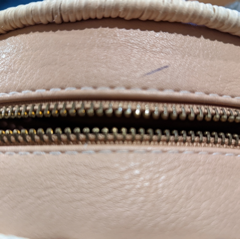Round Straw Shoulder Bag (small) - Picture 7 of 7
